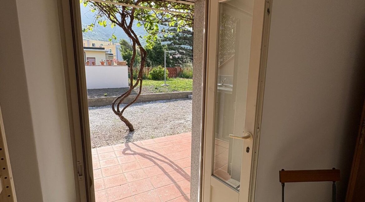 9fcc4f0a-13e5-4dfc-bc74-646100f625e7