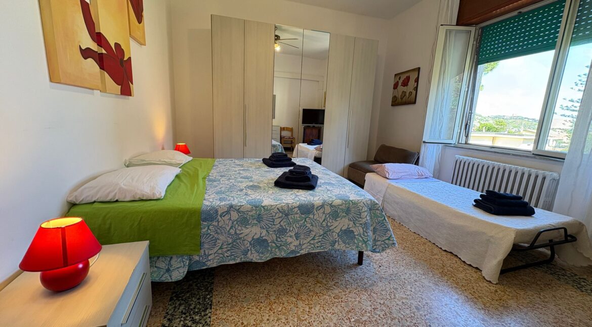 b17179de-d038-4d23-b69a-1877e03ec9e5