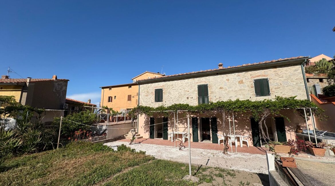 cbb9b9b8-ab6a-43ec-9903-ee92b6e18c22