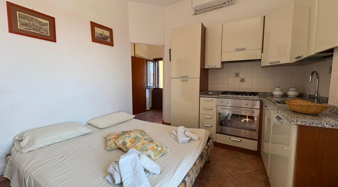 4ec4b916-65a3-4a65-90b6-273a5d20880b