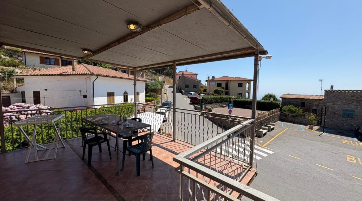 956d61a7-9510-42ba-ad49-3eab53cfb474