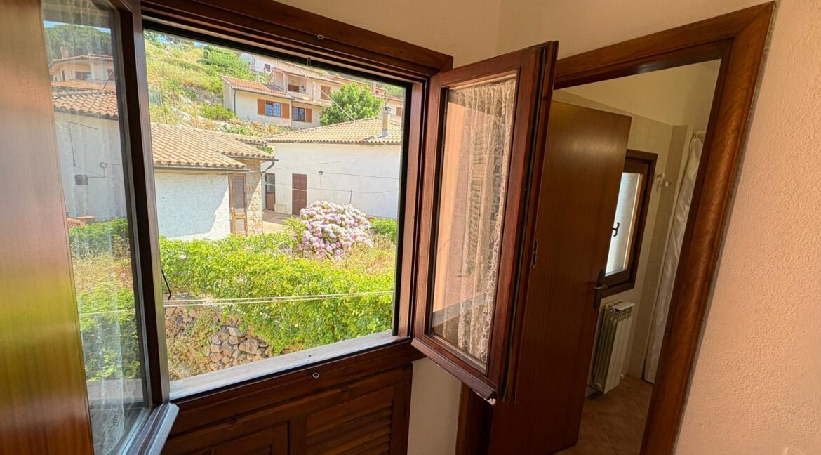 9de29e37-425b-417b-9a2a-58cbda990626