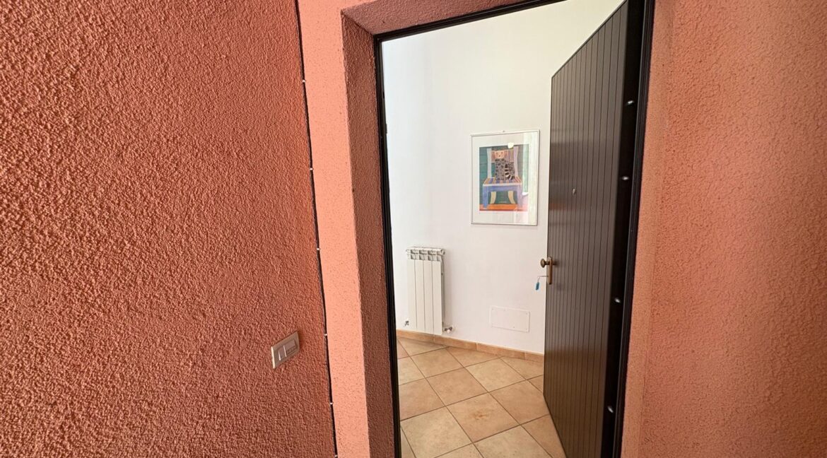 WhatsApp Image 2025-06-13 at 13.08.13 (34)