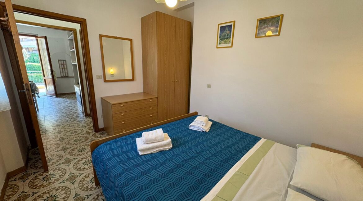 b8264786-6776-407b-8ccc-5df599034bb4