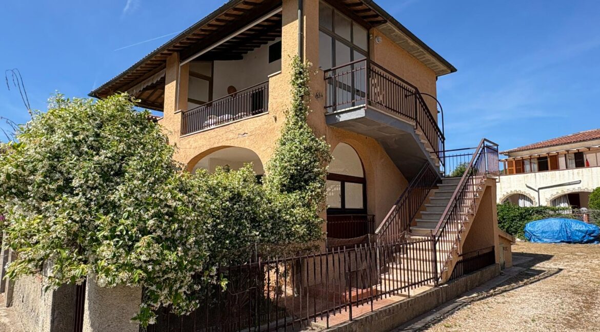 e1e1f541-1c5c-440e-9873-863d899ed34b