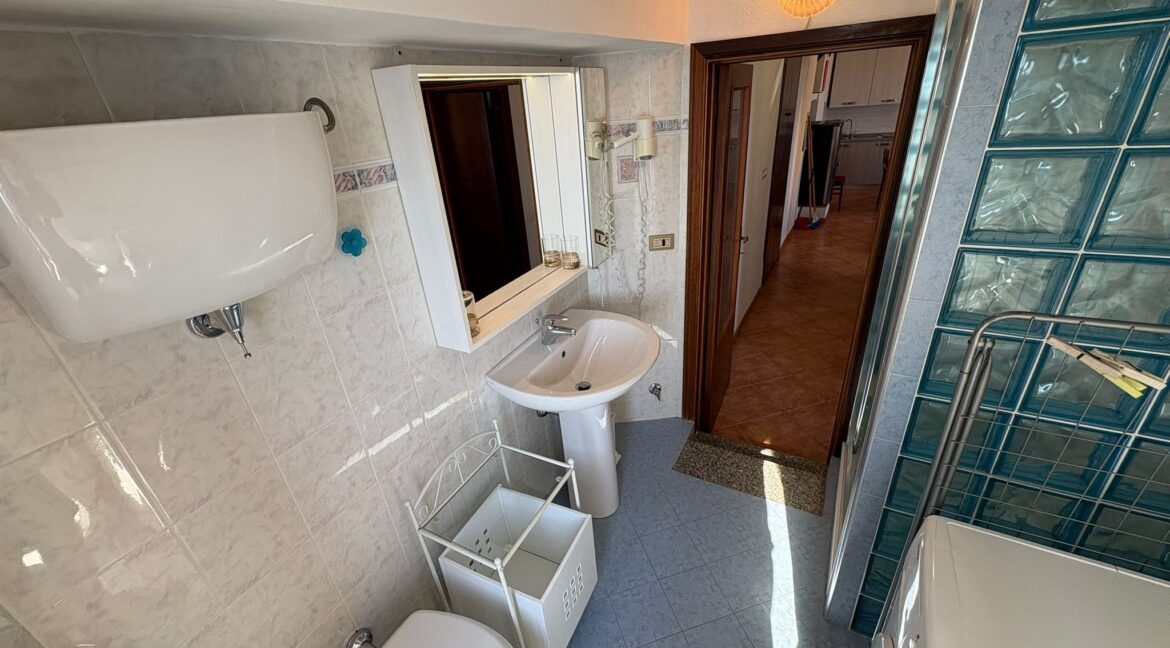 481d064c-3de1-4e6c-9d9b-5daf3324fe86