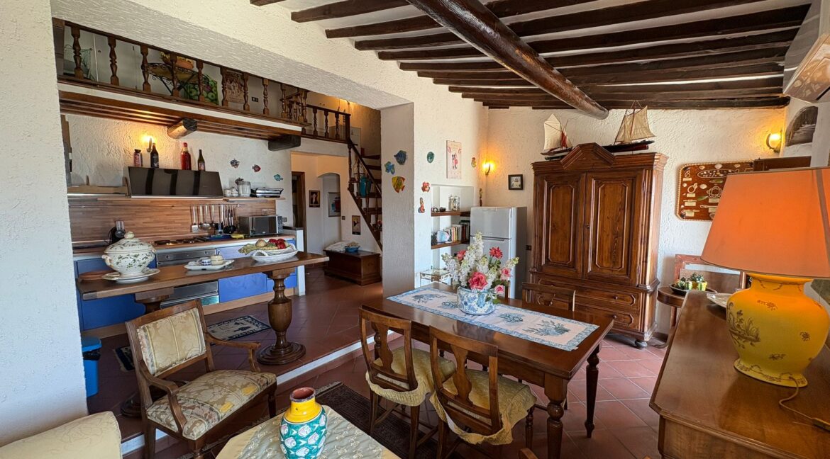 68c3018e-9478-4fce-a231-6a94ba886988