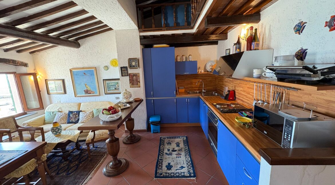 8d0b8a2f-87a8-491f-bf0d-96c647fb787b