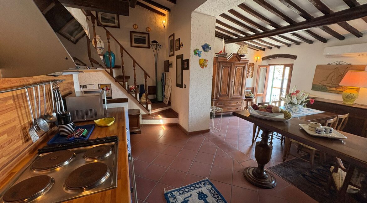 e577b9bb-41b1-4afe-a514-49c84513de4a